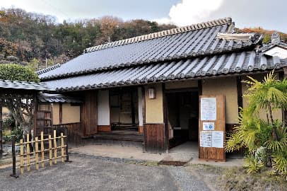 薄田泣菫生家